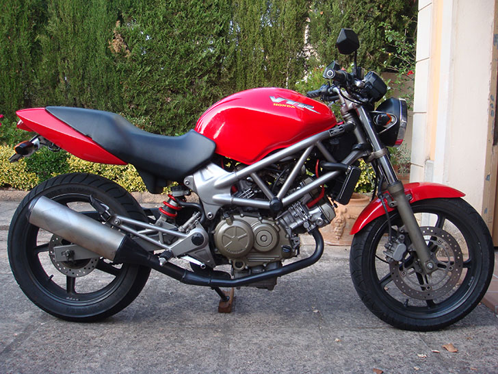 Honda VTR250 купить
