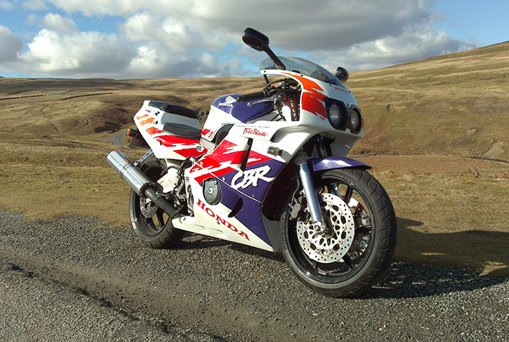 HONDA CBR400RR характеристики HONDA CBR400RR характеристики